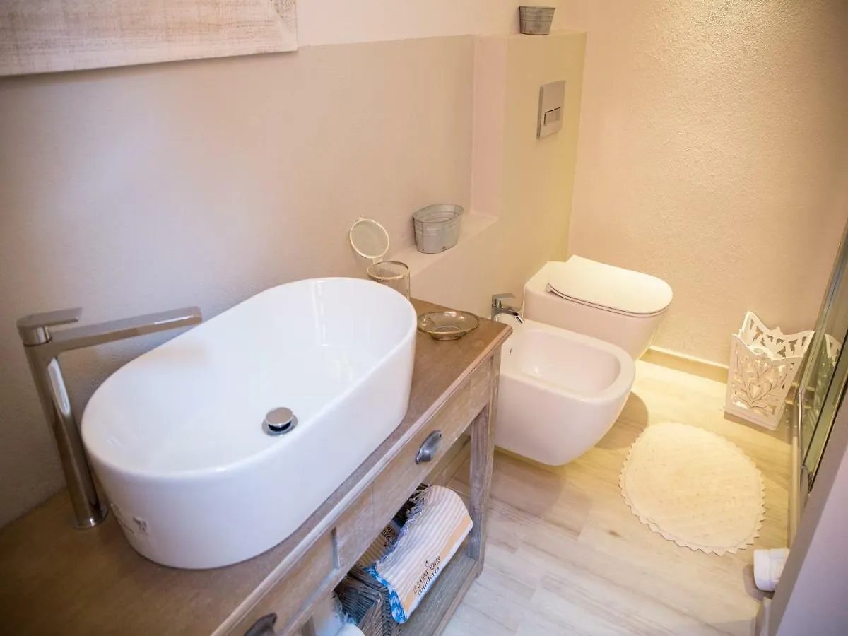 *** Bed & Breakfast Le Saline Suites Carloforte  Italia